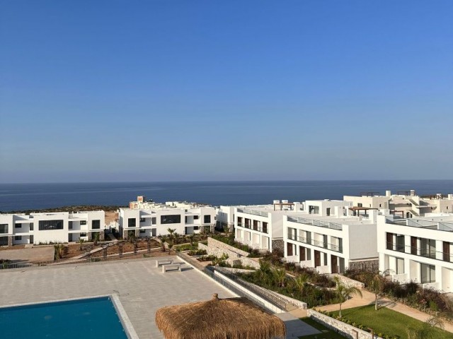 **FULLY FURNISHED STUDIO PENTHOUSE FOR SALE IN ESENTEPE**