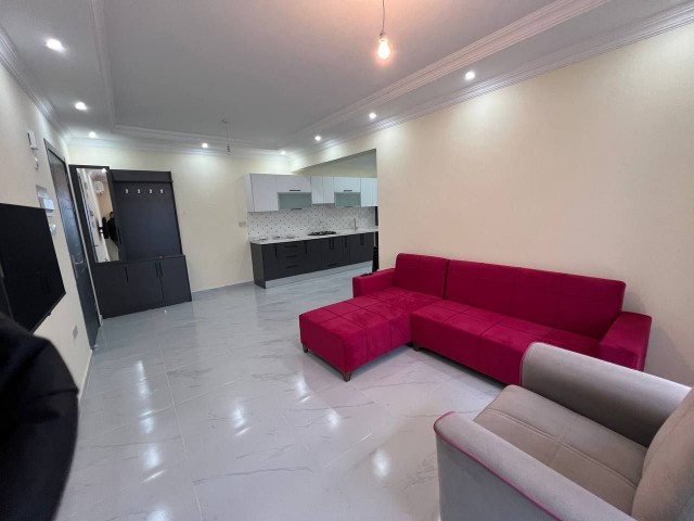 **ALSANCAK'TA SIFIR BİNA YENİ EŞYALI KİRALIK 2+1 DAİRE** 