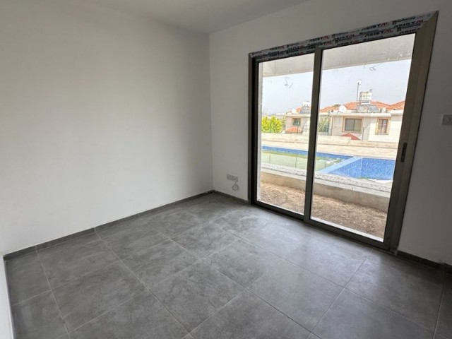 ***ALSANCAK'TA 2 YATAK ODALI  SATILIK SIFIR LÜKS DAİRE***