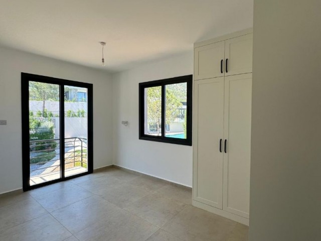 ***BRAND NEW 2 BEDROOM APARTMENT NEXT TO THE VINEYARDS WITH POOL, SAUNA, GYM AND RESTAURANT***