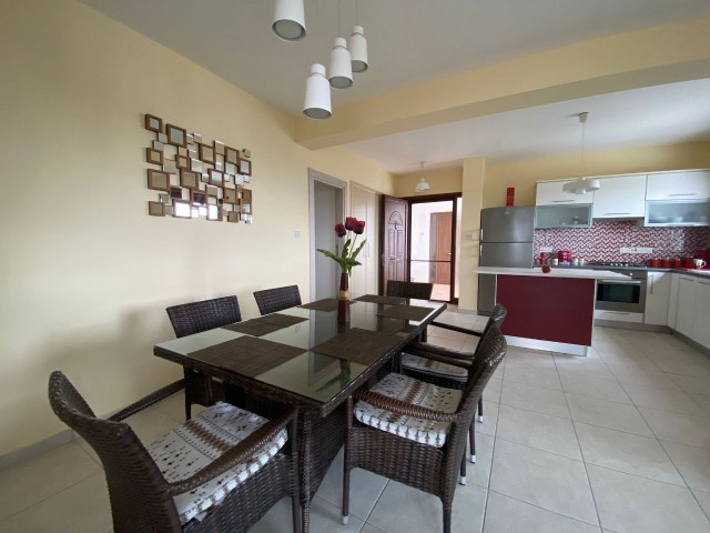 ***2 BEDROOM FLAT FOR SALE IN ESENTEPE, WITH SEA VIEW, POOL, RESTAURANT***