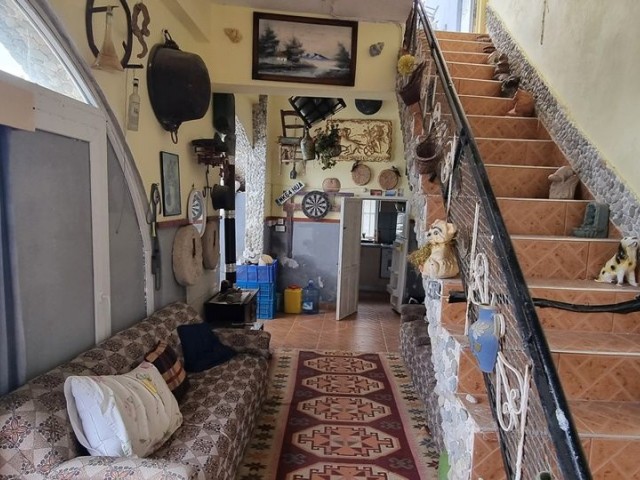 3 SCHLAFZIMMER TRADITIONELLES DORFHAUS MIT TÜRKISCHER EIGENTUMSURKUNDE