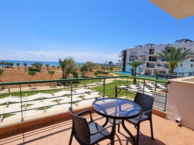 3 BEDROOM SEAFRONT LUXURY APARTMENT