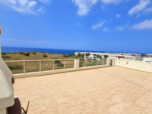 2 BEDROOM PENTHOUSE WITH PANAROMIC SEA VIEWS