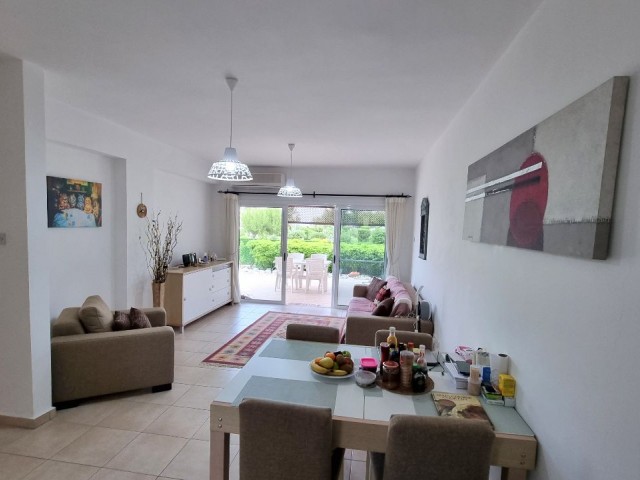 3 BEDROOM GROUND FLOOR APARTMENT WITH PRIVATE GARDEN