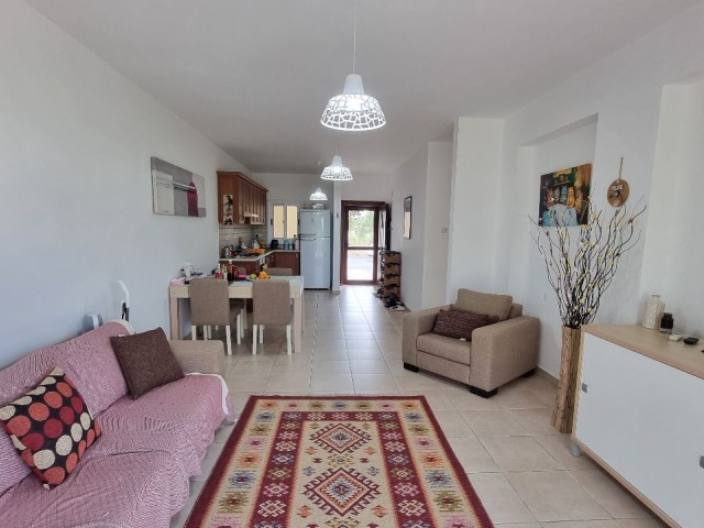 3 BEDROOM GROUND FLOOR APARTMENT WITH PRIVATE GARDEN