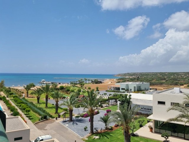 2 BED PENTHOUSE APARTMENT WITH SPECTACULAR SEA VIEWS ON A BEACH FRONT COMPLEX