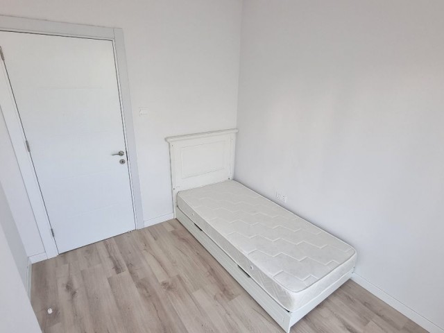 SPACIOUS AND READY 2 BEDROOM APARTMENT