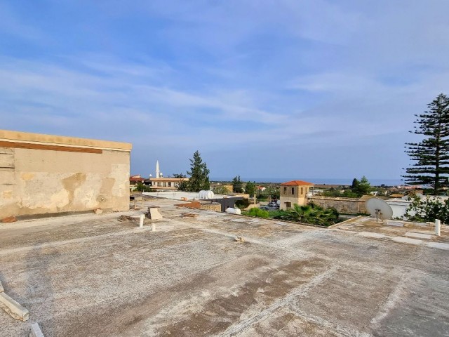 BÜYÜLEYİCİ DENİZ MANZARASIYLA, 6 YATAK ODALI GELENEKSEL KIBRIS EVİ 