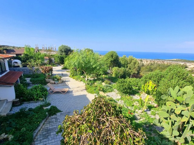 CHARMING 3 BED STONE COTTAGE ON THE CLIFF WITH POOL AND BREATHTAKING SEA VIEWS