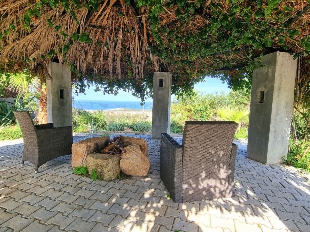 FREISTEHENDES HAUS MIT 3 SCHLAFZIMMERN, HOHEM MEERBLICK UND SWIMMINGPOOL