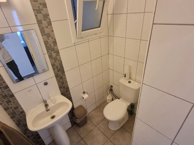 GENİŞ, 3 YATAK 2 BANYO ODALI DAİRE  