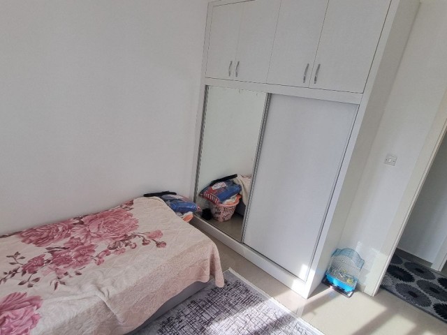 GENİŞ, 3 YATAK 2 BANYO ODALI DAİRE  