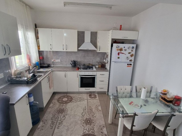 GENİŞ, 3 YATAK 2 BANYO ODALI DAİRE  