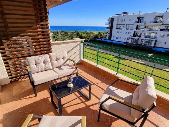 FURNISHED, STUDIO APARTMENT IN A SEAFRONT LUXURY COMPLEX WITH AMAZING SEA VIEW