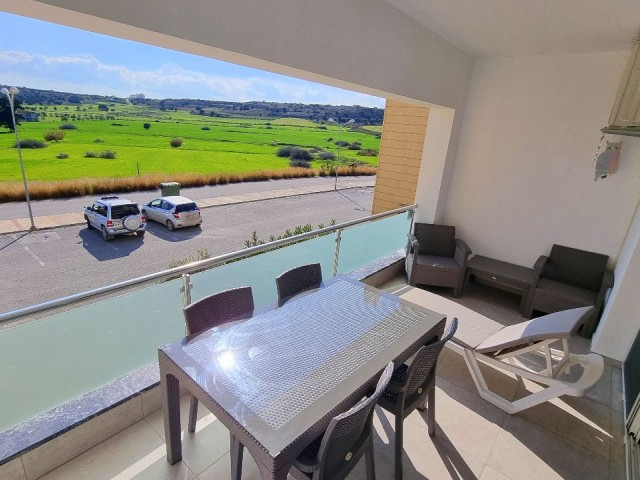 NEWLY REFURBISHED, LUXURY 2 BED 2 BATH APARTMENT WITH MESMERISING VIEWS