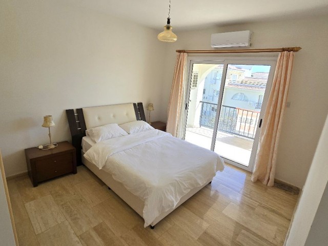 NEFES KESEN DENİZ MANZARASIYLA, EŞYALI 3 YATAK 2 BANYO ODALI PENTHOUSE DAİRE 