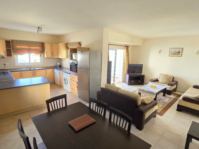 FURNISHED 3 BED, 3 BATH SEMl-DETACHED VILLA IN A BEAUTIFUL COMPLEX