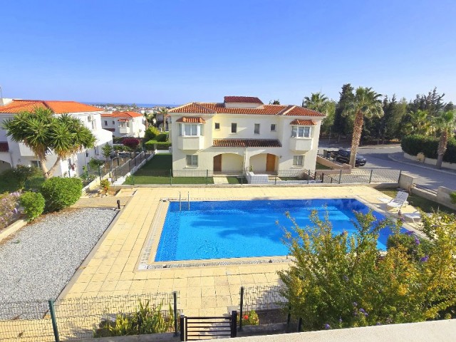 FURNISHED 3 BED, 3 BATH SEMl-DETACHED VILLA IN A BEAUTIFUL COMPLEX