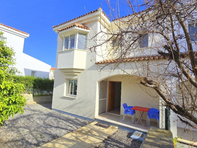 FURNISHED 3 BED, 3 BATH SEMl-DETACHED VILLA IN A BEAUTIFUL COMPLEX