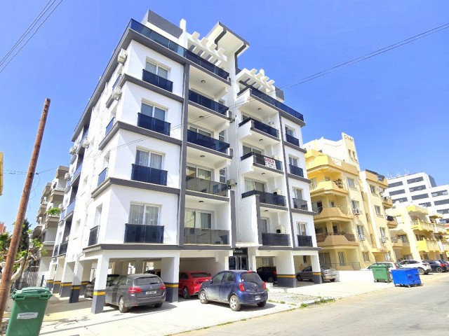 NEUE WOHNUNG IM ERSTEN STOCK MIT 2 SCHLAFZIMMERN IM ZENTRUM VON FAMAGUSTA