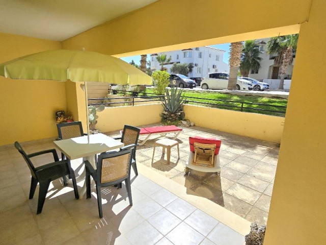 2 BED 2 BATH FURNISHED GROUND FLOOR APARTMENT WITH PRIVATE GARDEN