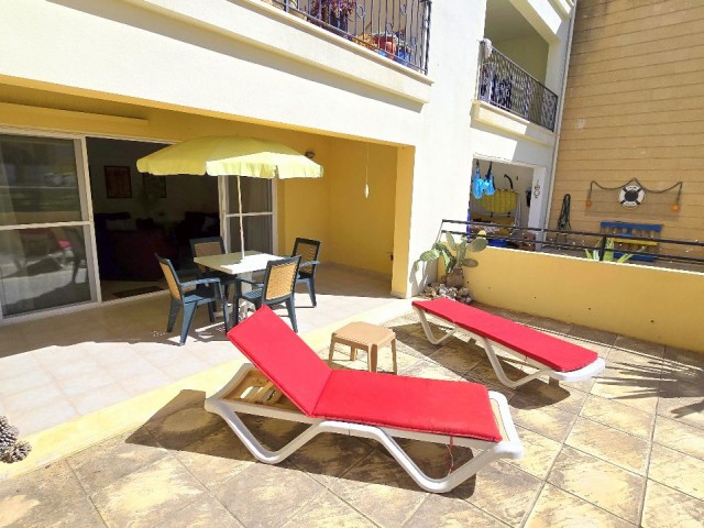 2 BED 2 BATH FURNISHED GROUND FLOOR APARTMENT WITH PRIVATE GARDEN