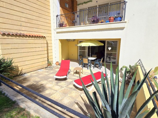 2 BED 2 BATH FURNISHED GROUND FLOOR APARTMENT WITH PRIVATE GARDEN