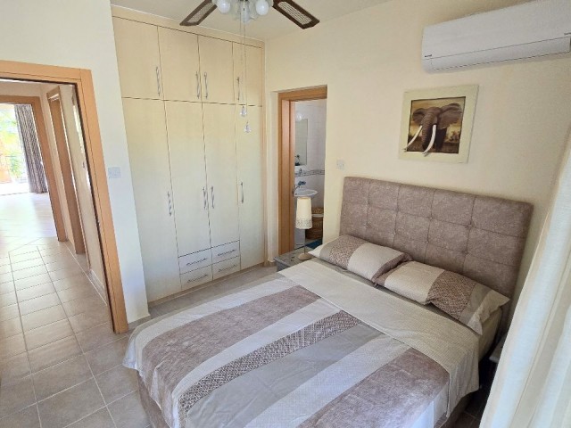 IMMACULATE 2 BED 2 BATH, GROUND FLOOR FURNISHED MAISONETTE
