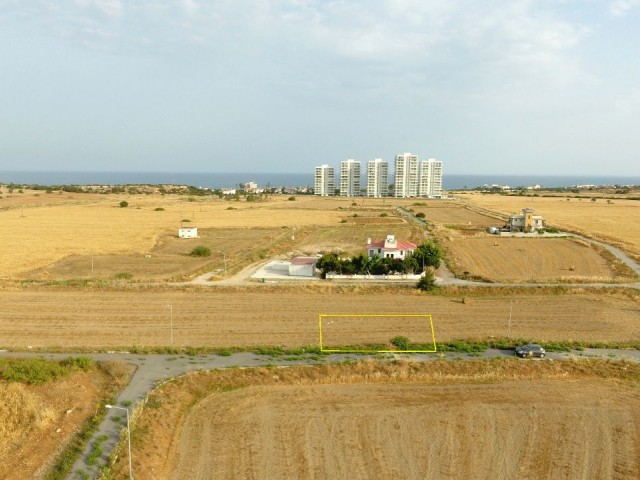 551 m² großes Grundstück mit Baugenehmigung