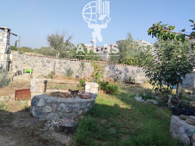 4+2 STONE HOUSE WITH GARDEN IN PAŞAKÖY