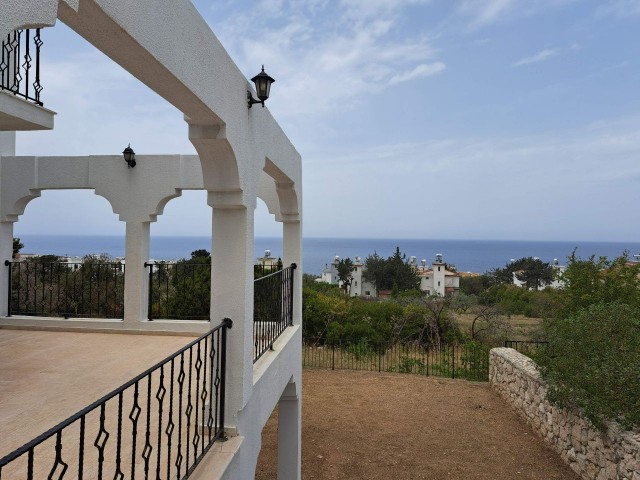 Villa mit unzerbrechlicher Aussicht in Esentepe