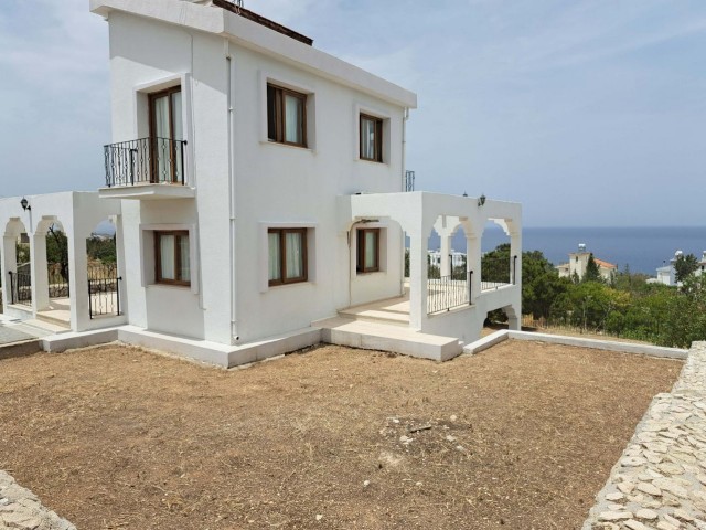 Villa In Esentepe With Spectacular Views