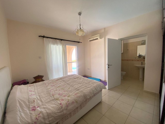 Girne Arapkoy 3+1 Villa zu verkaufen