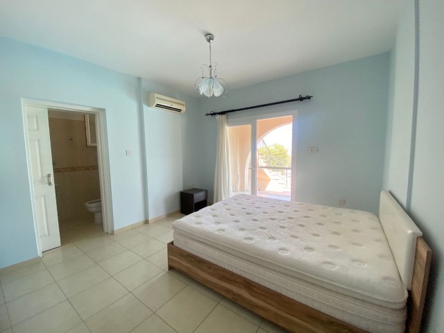 Girne Arapkoy 3+1 Villa zu verkaufen