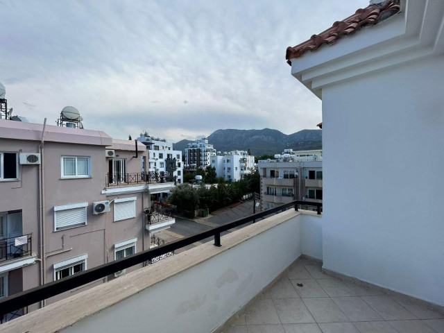 Girne Merkezde 3+1 Penthouse Daire