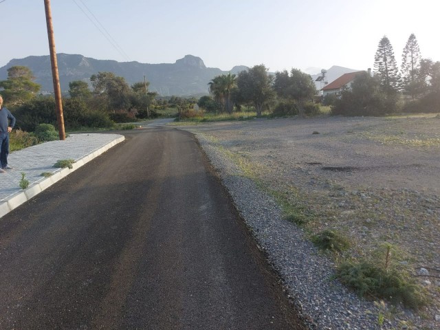 Grundstück mit Berg- und Meerblick in Çatalköy