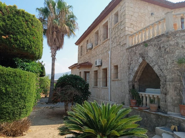 4+1 Stone Villa 500 m from the Sea in Karşıyaka