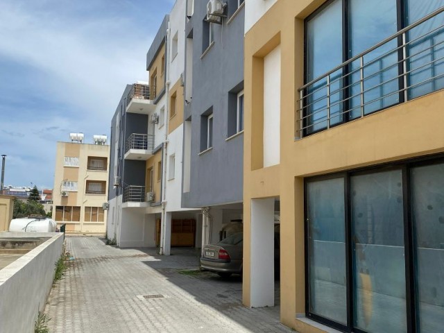 2+1 Wohnung mit türkischem Titel zum Verkauf in Gönyeli
