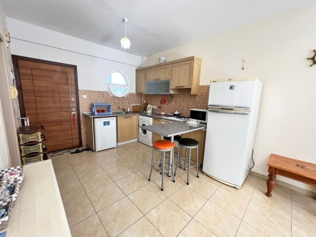 1+1 flat for sale in Iskele area