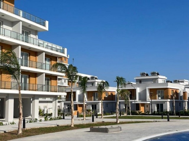 ROYAL SUN ELITE RESIDENCE kompleksinde Long Beach'te yeni 1+1 Penthouse (3.kat)