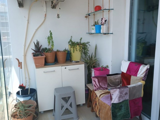 INVESTMENT FLAT IN THE CENTER OF KYRENIA