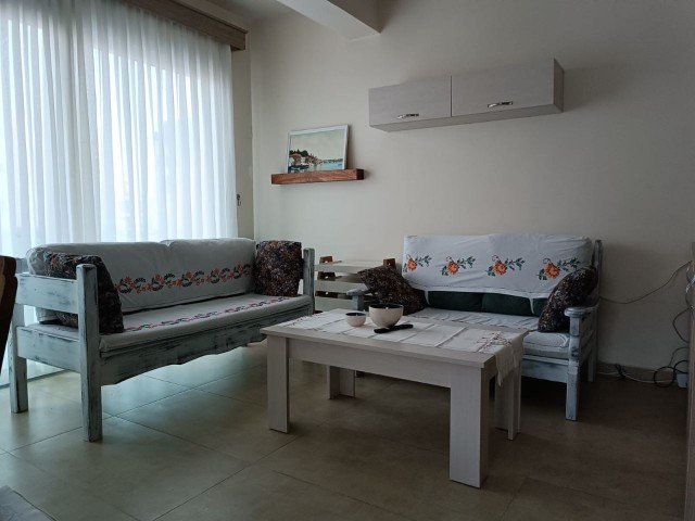 INVESTMENT FLAT IN THE CENTER OF KYRENIA