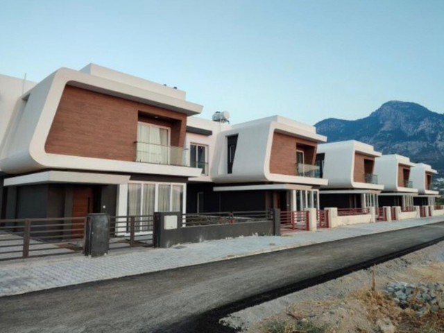 3+1 Detached Villas for Sale in Kyrenia Karşıyaka