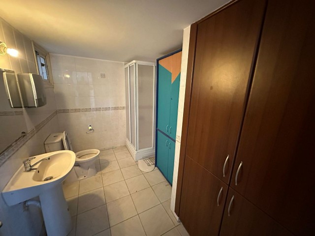 Wohnung zu vermieten in Nikosia / Region Yenişehir, 1. Etage