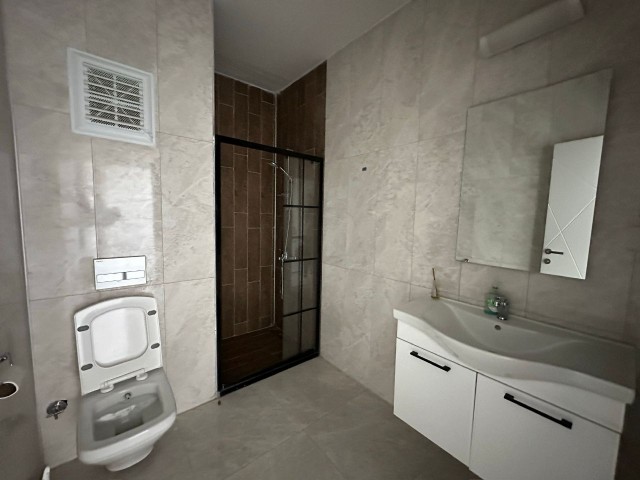 Ground Floor 2+1 Flat For Sale in Kyrenia/Alsancak