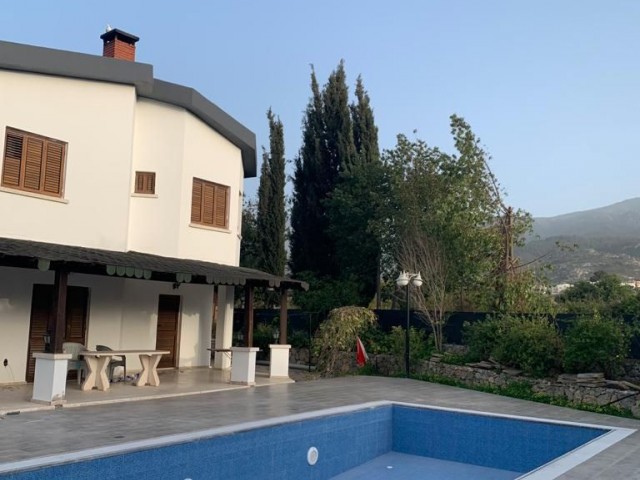 Daily and Long term rental 3+1 Private Cosy 135 m2 Villa for Rent on large plot with Mountain views --   