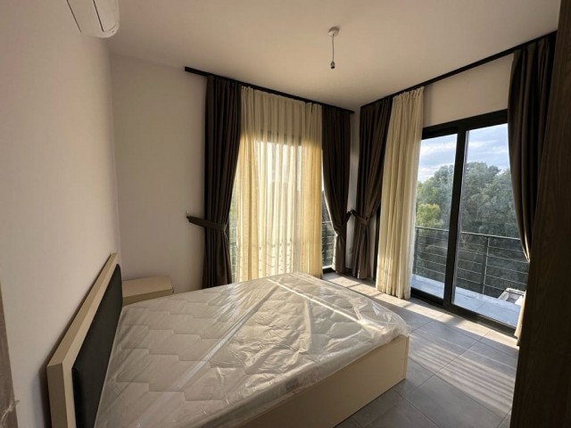 2+1 KOMPLETT MÖBLIERTE NEUE WOHNUNGEN ZU VERMIETEN IN NICOSIA DEREBOY. FRIEDEN 05338376242