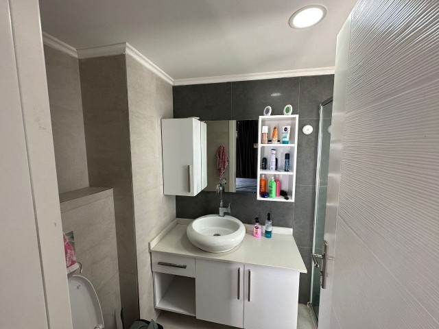 FULLY FURNISHED 3+1 PENTHOUSE FLAT FOR RENT IN KYRENIA CENTER, WALKING DISTANCE TO SAVOY HOTEL AND PORT. PEACE 05338376242