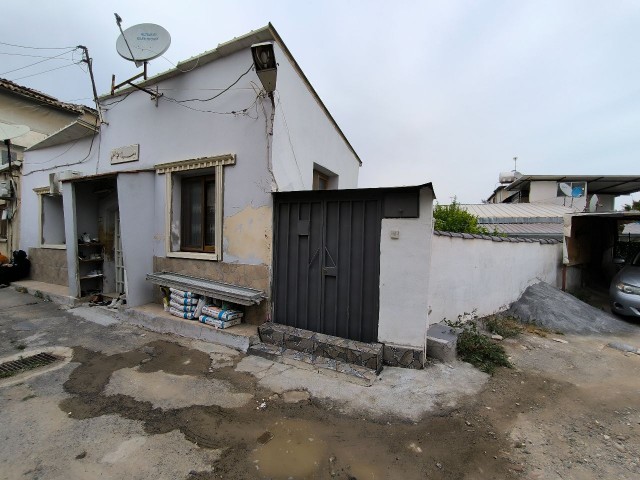 PREISREDUZIERTES EINFAMILIENHAUS ZUM VERKAUF IN DEN WANDERN